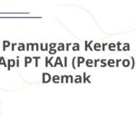 Pramugara Kereta Api PT KAI (Persero) Demak